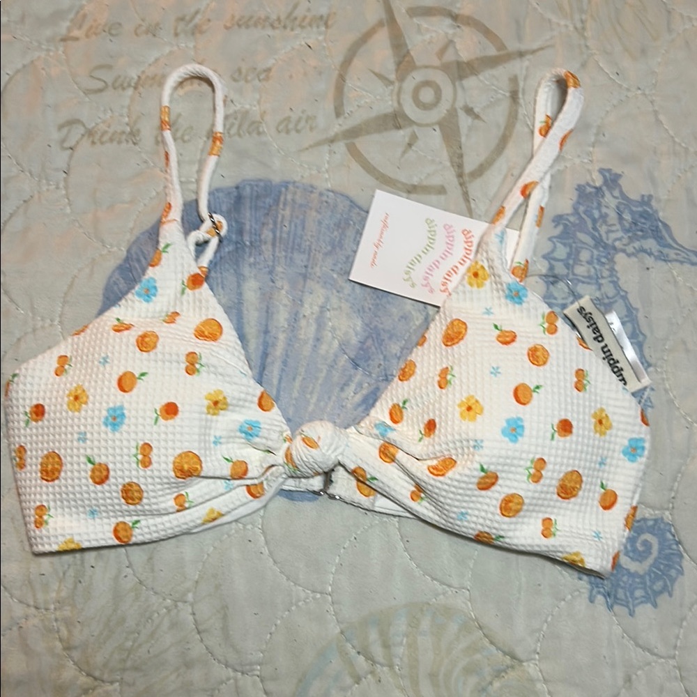 Dippin Daisys Zen Knot Bikini Top - clementines